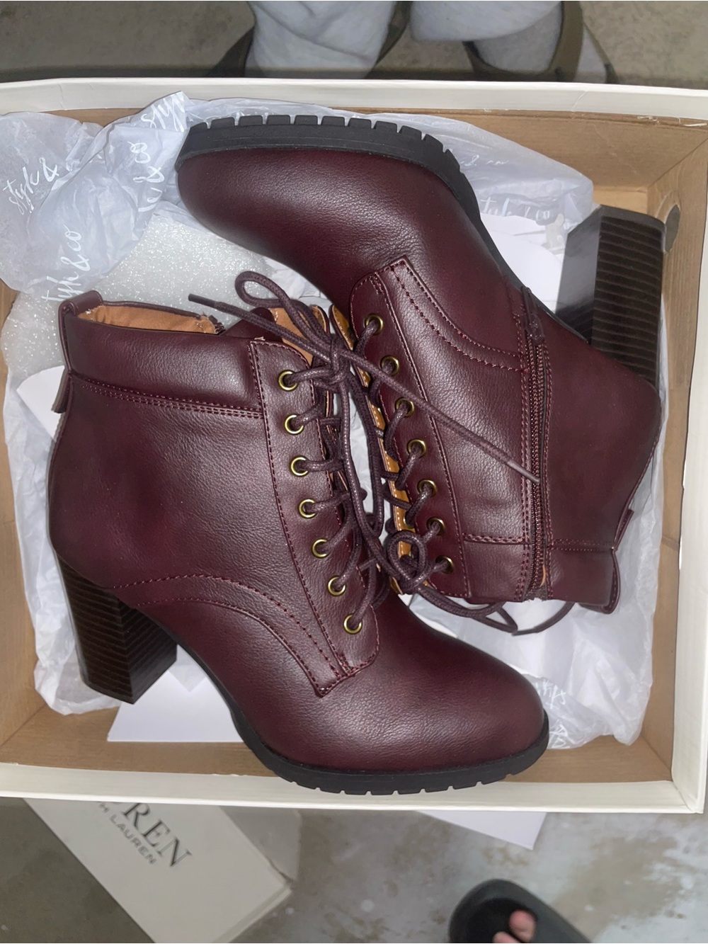 Women's Lace-Up Ankle Boots in Burgundy size 7